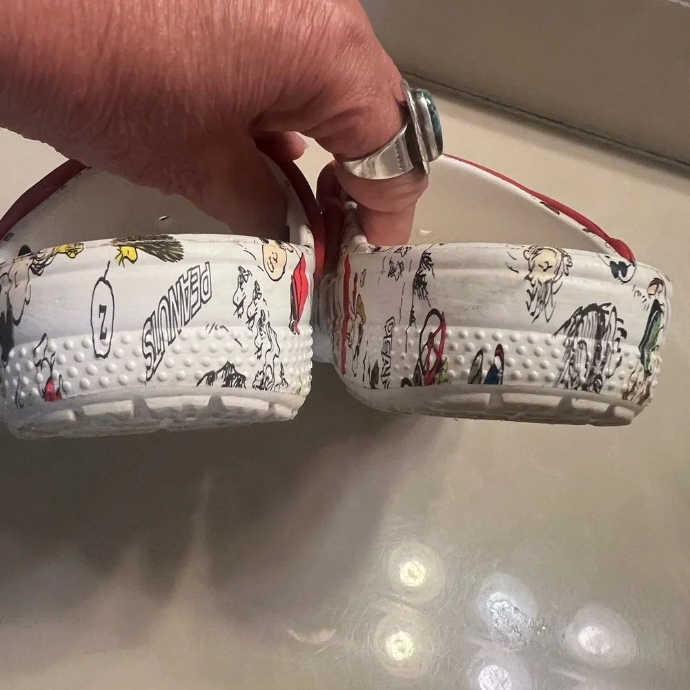 Peanuts kids Croc Clogs size J1 - Picture 6 of 13